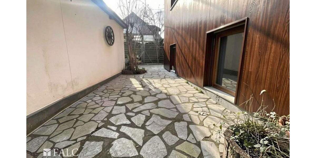 Einfamilienhaus Königswinter Berghausen - 3 Zimmer, 110 m&sup2;, 300.000&euro; | Angebot:25678109