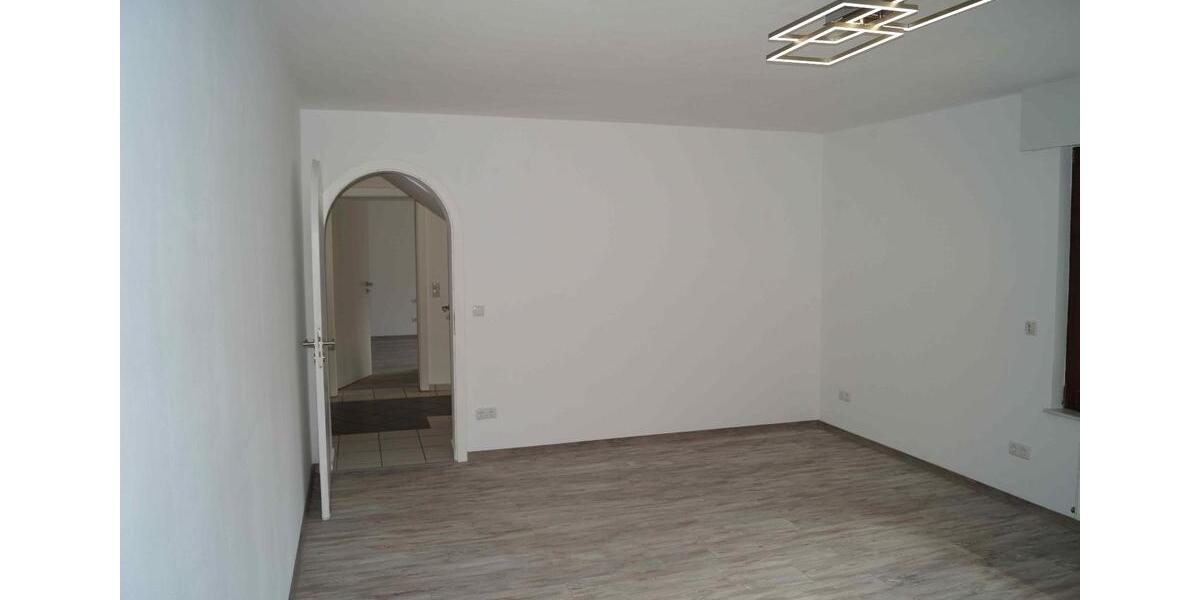 Erdgeschoßwohnung Königswinter - 2 Zimmer, 78 m&sup2;, 925&euro; | Angebot:25988653