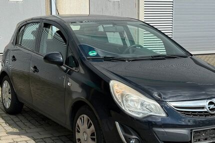 Opel Corsa 114.884 km 2.700 &euro; Düren 52351