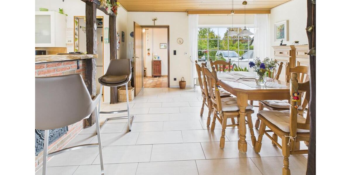 Einfamilienhaus Zülpich - 3 Zimmer, 140 m&sup2;, 1.395&euro; | Angebot:25884893