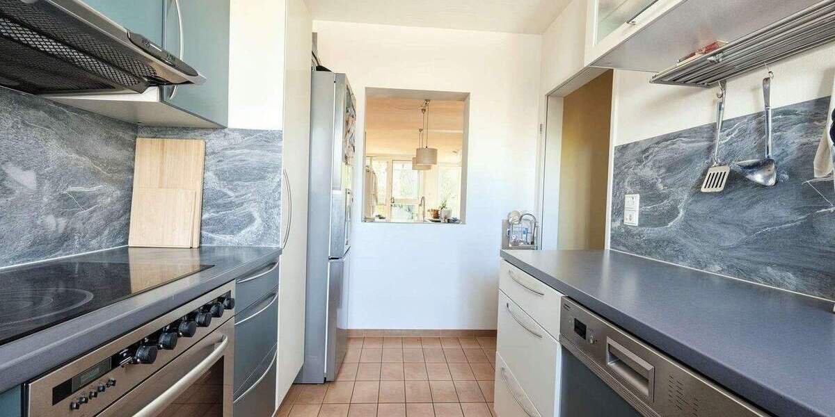 Etagenwohnung Bonn Zentrum - 3 Zimmer, 102 m&sup2;, 449.000&euro; | Angebot:25678046