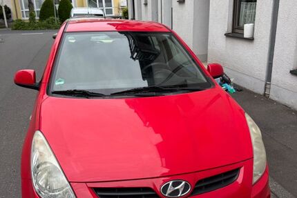 Hyundai i20 170.000 km 2.850 &euro; Bad Godesberg 53179