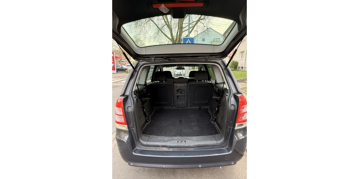 Opel Zafira 1.7 Diesel 174.800 km 6.200 &euro; Brühl 50321