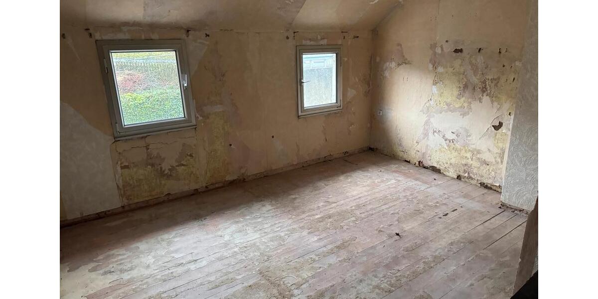 Einfamilienhaus Kall - 8 Zimmer, 20 m&sup2;, 75.000&euro; | Angebot:26680325