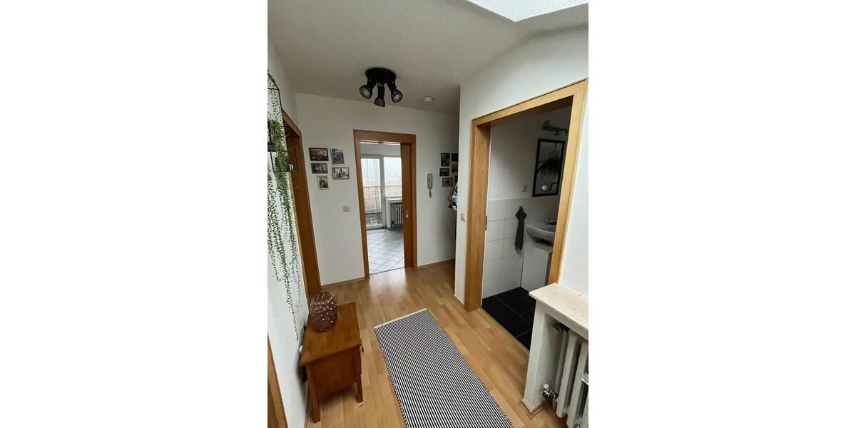 Dachgeschoßwohnung Mechernich - 2 Zimmer, 65 m&sup2;, 420&euro; | Angebot:25824125