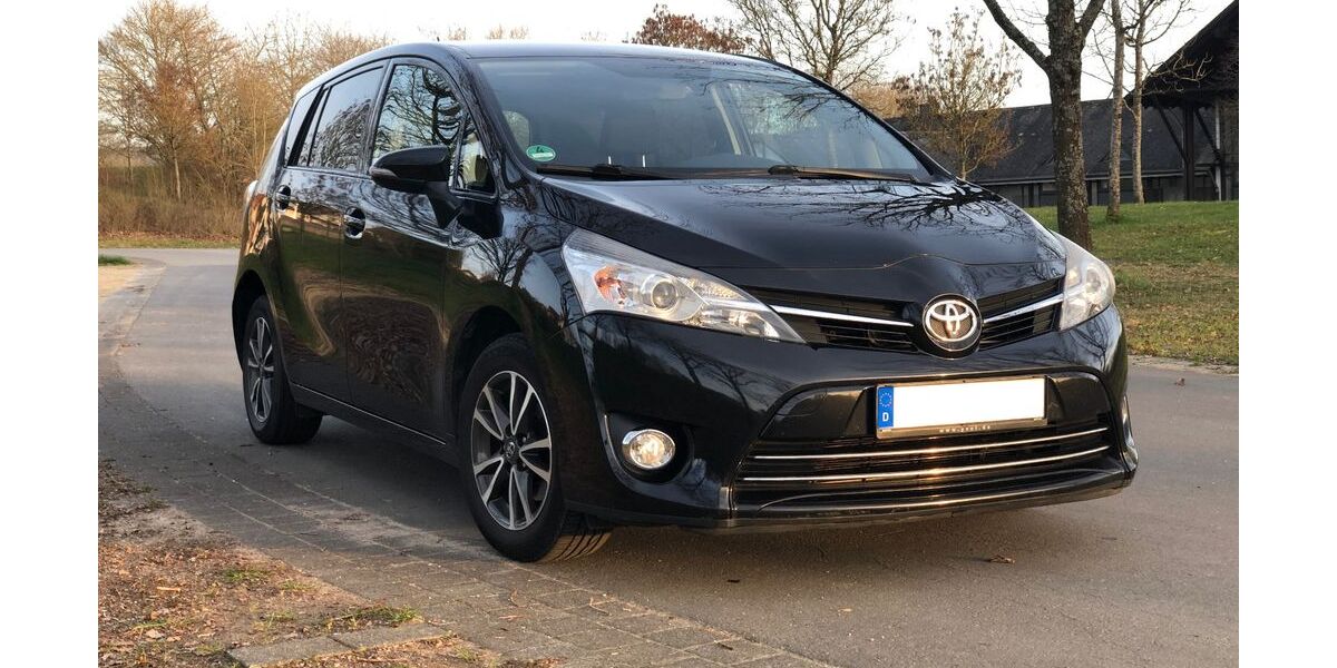 Toyota Verso 109.000 km 8.500 &euro; Meckenheim 53340