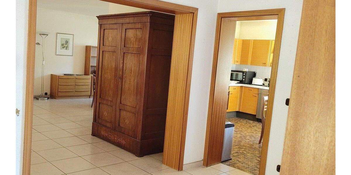 Reihenmittelhaus Bonn Muffendorf - 7 Zimmer, 222 m&sup2;, 665.000&euro; | Angebot:25747696