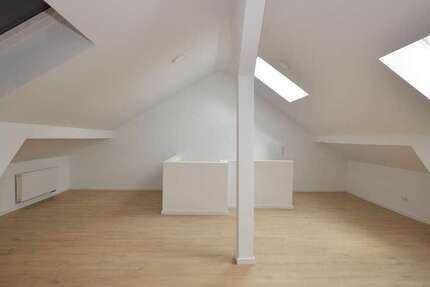 Wohnung Wesseling - 3 Zimmer, 106 m&sup2;, 1.150&euro; | Angebot:22628320