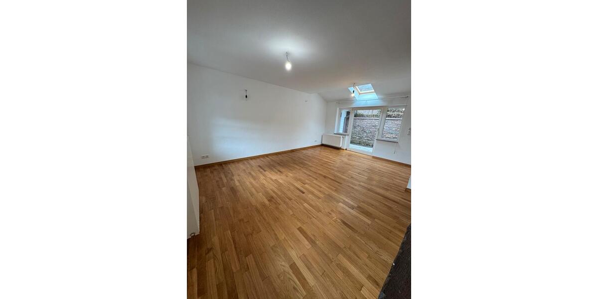 Einfamilienhaus Schleiden - 4 Zimmer, 124 m&sup2;, 1.200&euro; | Angebot:25871383