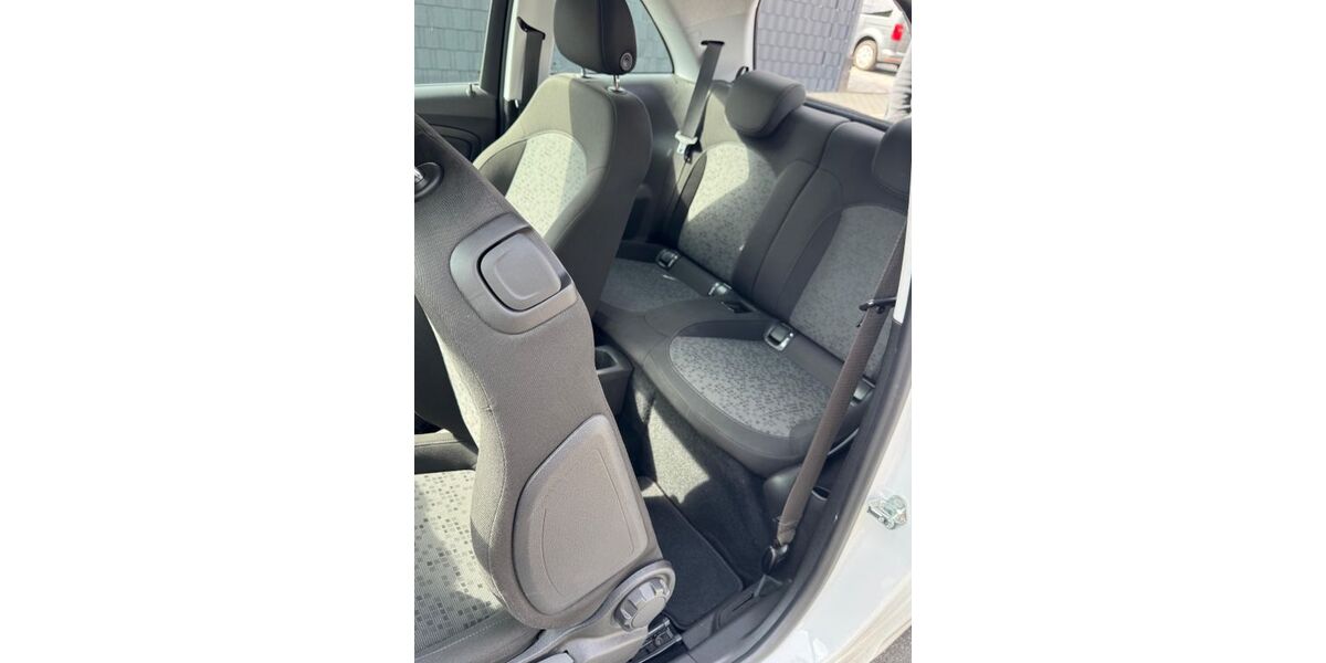 Opel Adam 59.500 km 8.250 &euro; Euskirchen 53881