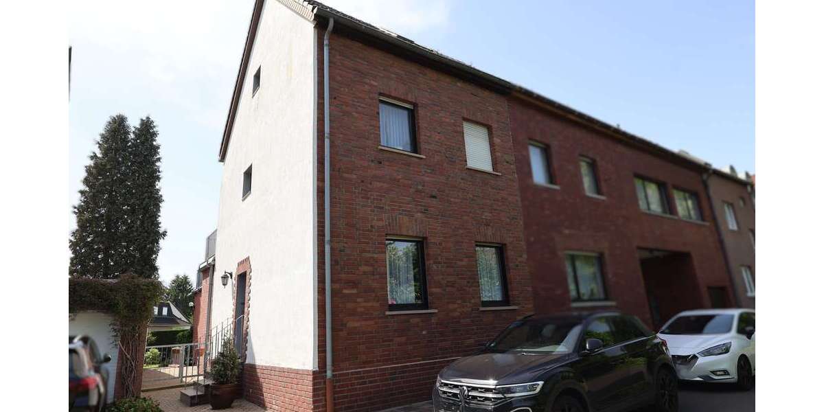 Einfamilienhaus Düren-Niederau Niederau - 5 Zimmer, 121 m&sup2;, 169.000&euro; | Angebot:26705769