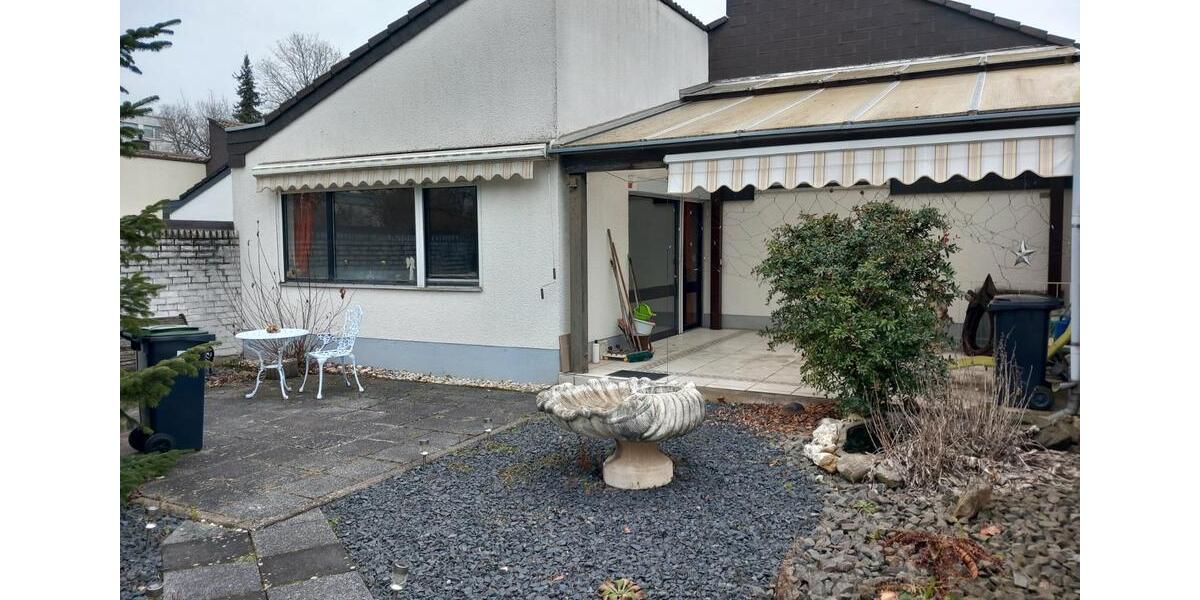 Reihenhaus Bonn Tannenbusch - 3 Zimmer, 110 m&sup2;, 425.000&euro; | Angebot:26109624