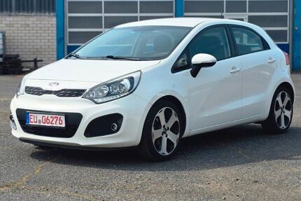 Kia Rio 38.000 km 6.800 &euro; Euskirchen 53879