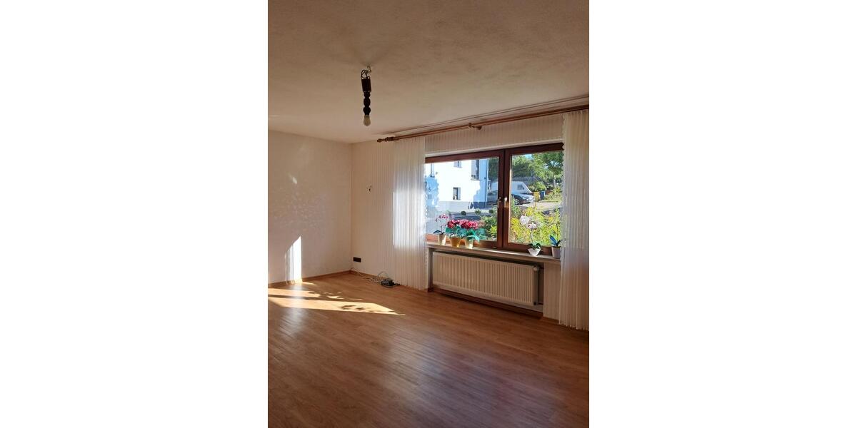 Einfamilienhaus Grafschaft - 10 Zimmer, 223 m&sup2;, 479.000&euro; | Angebot:23095851