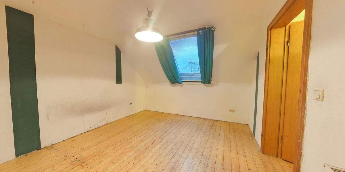 Reihenendhaus Bonn Lannesdorf - 9 Zimmer, 191 m&sup2;, 429.000&euro; | Angebot:25821891
