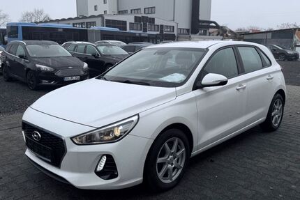 Hyundai i30 121.000 km 11.980 &euro; Rheinbach 53359