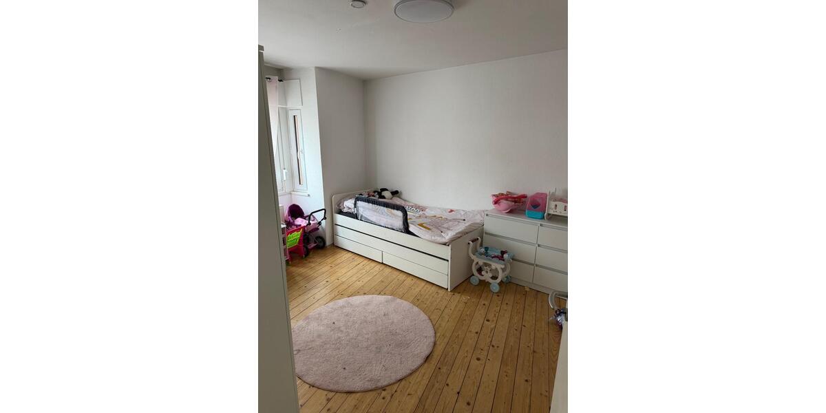 Reihenhaus Euskirchen - 4 Zimmer, 95 m&sup2;, 1.150&euro; | Angebot:25167068