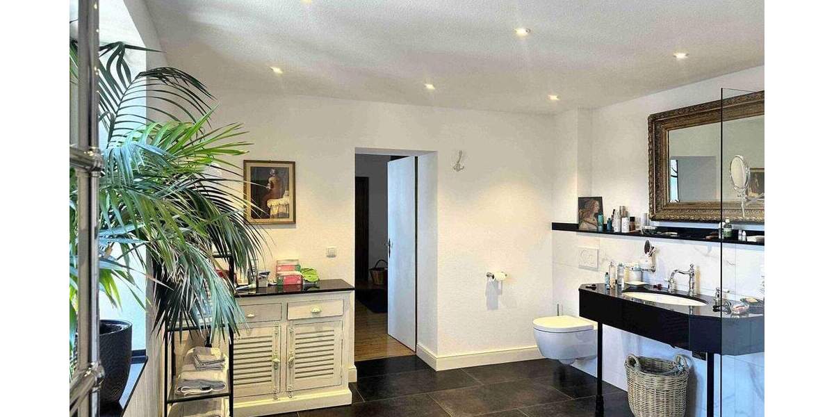 Mehrfamilienhaus, Wohnhaus Nettersheim - 1 Zimmer, 227 m&sup2;, 435.000&euro; | Angebot:25880731