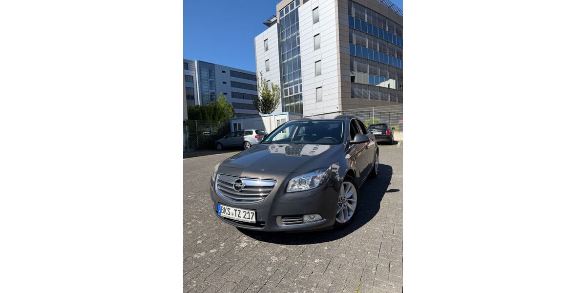 Opel Insignia 206.000 km 4.800 &euro; Düren 52351