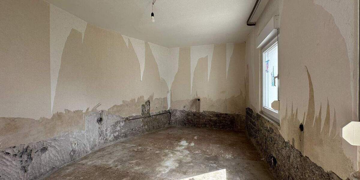 Einfamilienhaus Bad Neuenahr-Ahrweiler / Ahrweiler Ahrweiler - 8 Zimmer, 200 m&sup2;, 345.000&euro; | Angebot:25684598