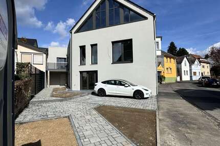 Wohnung Bonn Schweinheim - 3 Zimmer, 75 m&sup2;, 1.500&euro; | Angebot:26071279