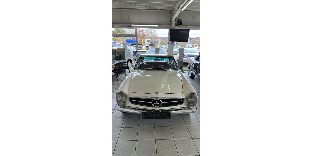 Mercedes-Benz 230 22.353 km 60.000 &euro; Mechernich 53894