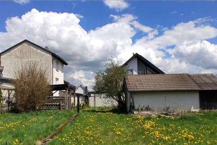 Haus Blankenheim - 10 Zimmer, 221 m&sup2;, 139.000&euro; | Angebot:25941536