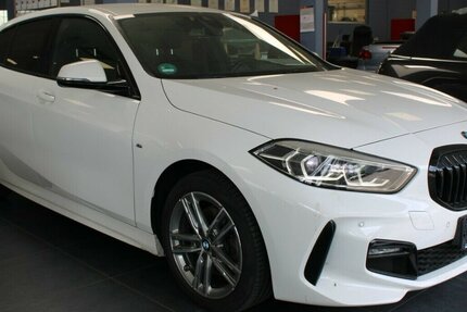 BMW 118i - M Sport - Navi - LED - PDC - SHZ - 53.085 km 21.980 &euro; Euskirchen 53881