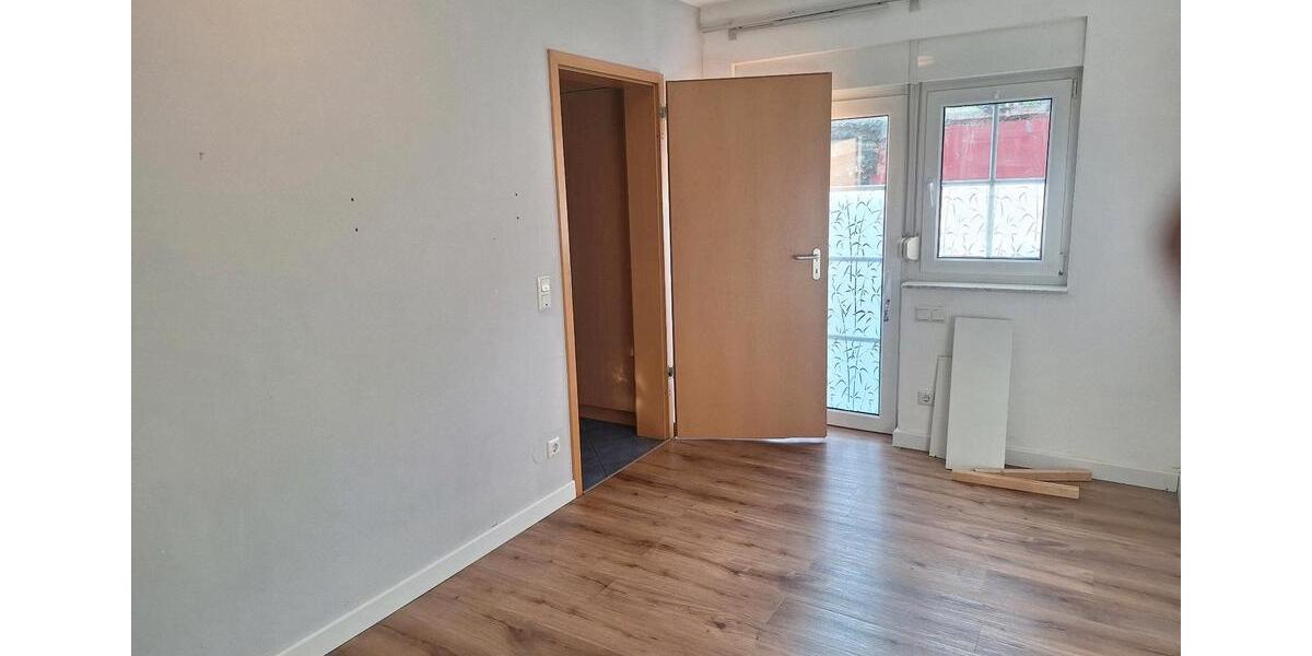 Einfamilienhaus Niederkassel - 5 Zimmer, 126 m&sup2;, 1.500&euro; | Angebot:26006004