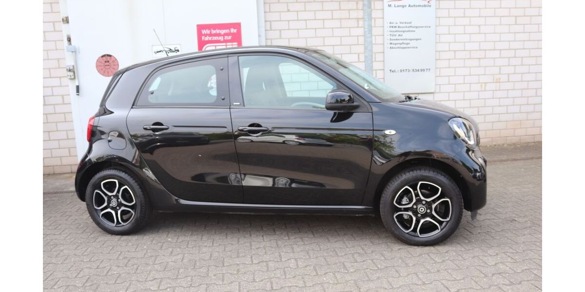 Smart ForFour 25.724 km 10.490 &euro; Bornheim 53332