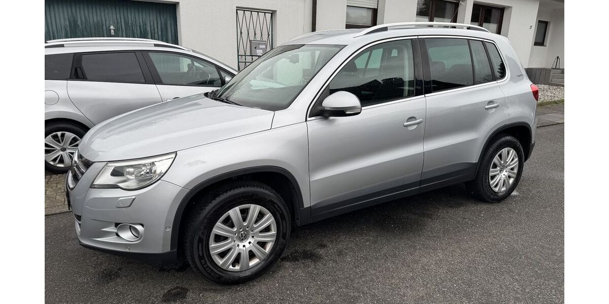 VW Tiguan 109.500 km 11.400 &euro; Erftstadt (bei Köln) 50374