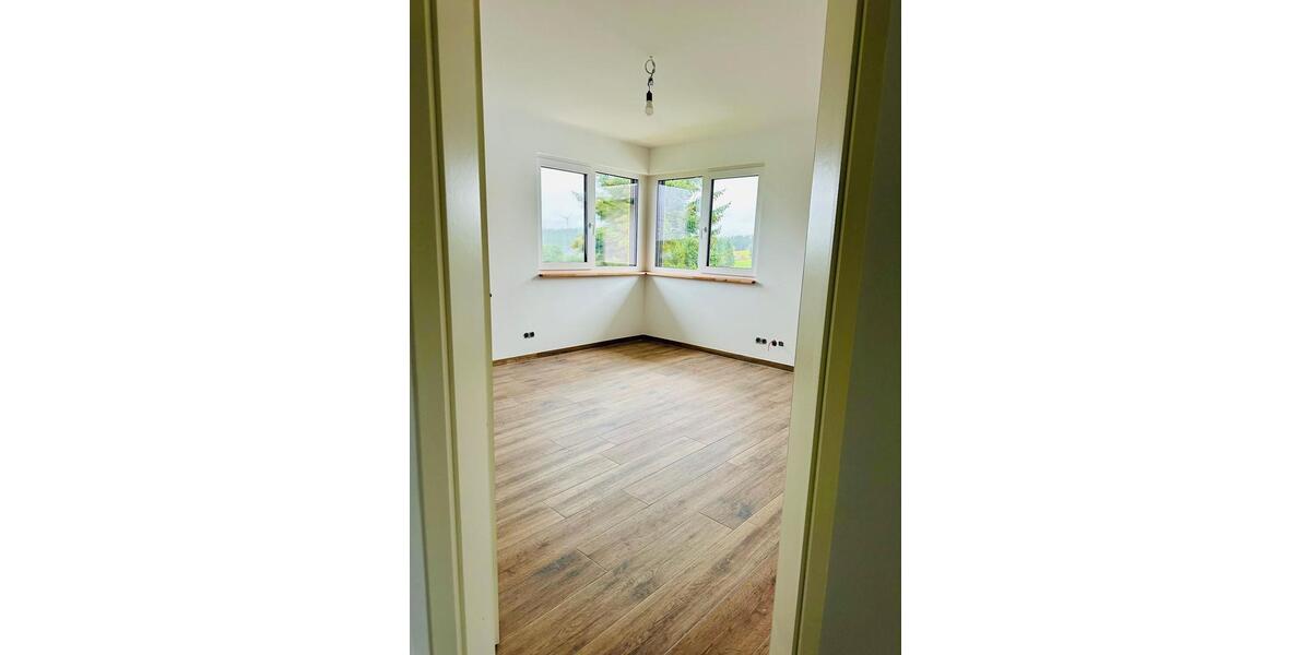 Einfamilienhaus Schleiden - 3 Zimmer, 145 m&sup2;, 1.595&euro; | Angebot:26630965