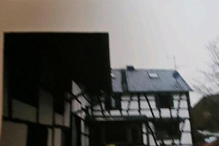 Haus Kall - 6 Zimmer, 140 m&sup2;, 260.000&euro; | Angebot:24801692