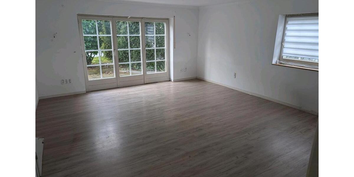 Einfamilienhaus Wachtberg - 9 Zimmer, 318 m&sup2;, 947.000&euro; | Angebot:25518918