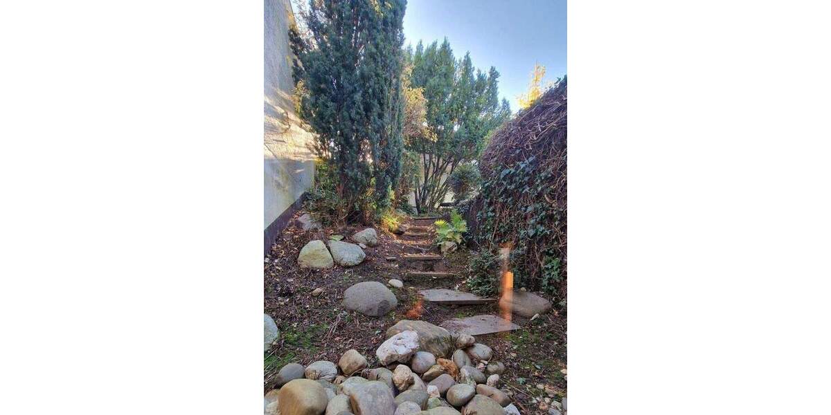 Reihenmittelhaus Bonn Muffendorf - 7 Zimmer, 222 m&sup2;, 665.000&euro; | Angebot:25747696