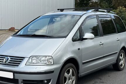 VW Sharan 251.323 km 3.000 &euro; Düren 52351