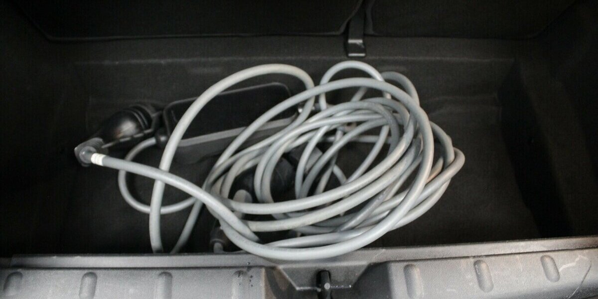 Mini Cooper SE Essential Trim 6.970 km 16.980 &euro; Euskirchen 53881