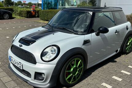 Mini John Cooper Works 79.820 km 13.699 &euro; Hürth 50354