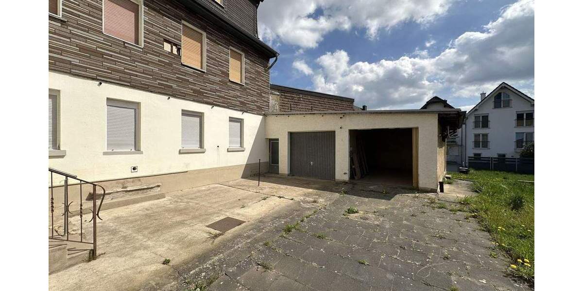 Einfamilienhaus Bad Neuenahr-Ahrweiler / Ahrweiler Ahrweiler - 8 Zimmer, 200 m&sup2;, 345.000&euro; | Angebot:25775788