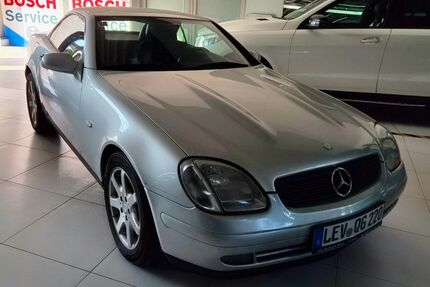 Mercedes-Benz SLK 200 205.000 km 2.850 &euro; Brühl 50321