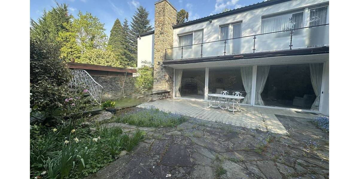Einfamilienhaus Düren - 7 Zimmer, 265 m&sup2;, 849.000&euro; | Angebot:26435831