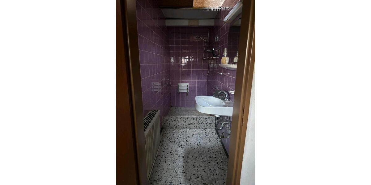 Einfamilienhaus Schuld - 5 Zimmer, 110 m&sup2;, 90.000&euro; | Angebot:25498011