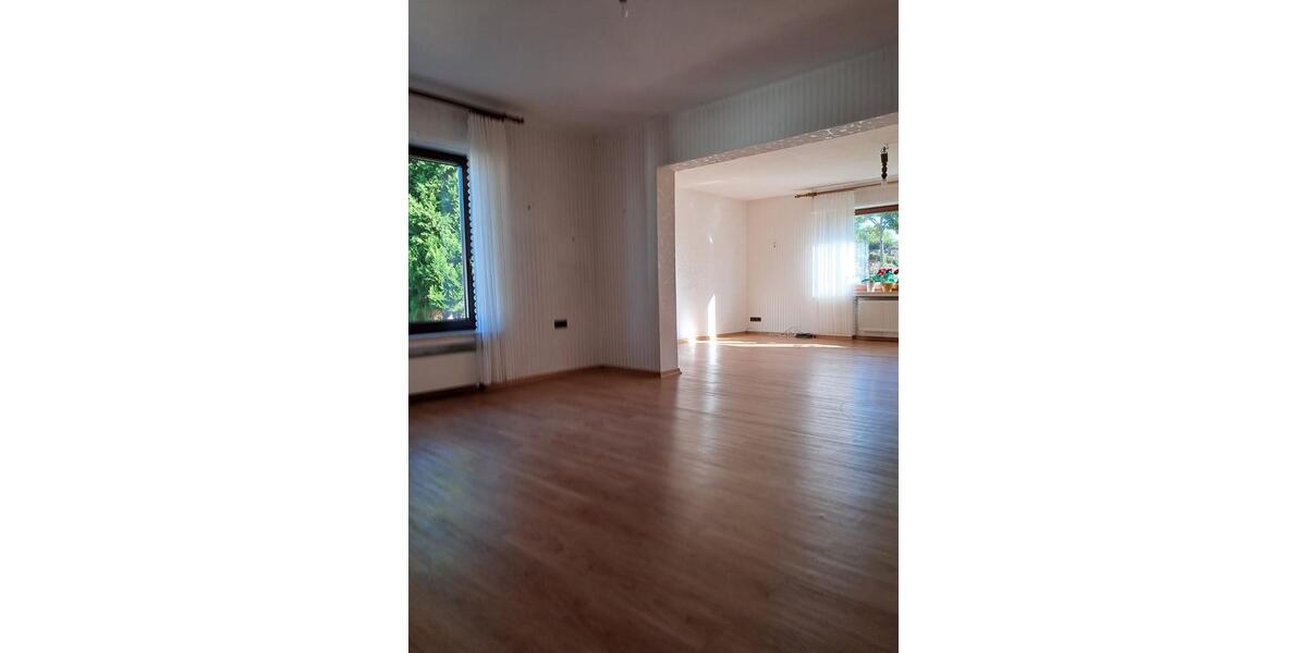 Einfamilienhaus Grafschaft - 10 Zimmer, 223 m&sup2;, 479.000&euro; | Angebot:23095851