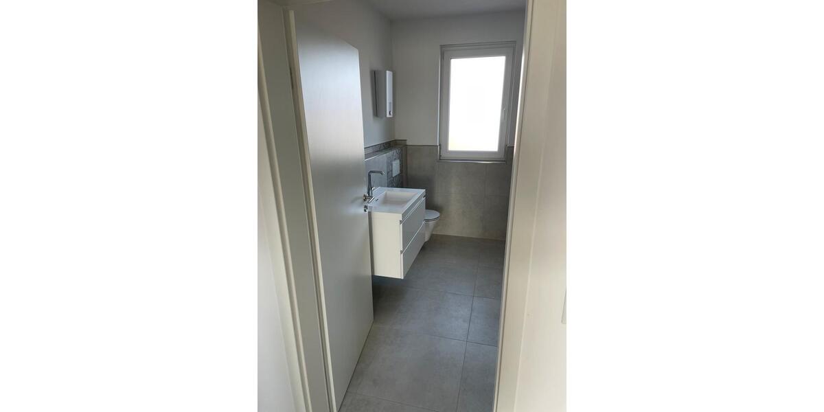 Etagenwohnung Düren Rölsdorf - 3 Zimmer, 125 m&sup2;, 1.590&euro; | Angebot:25932973