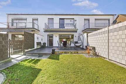 Haus Niederkassel - 5 Zimmer, 123 m&sup2;, 475.000&euro; | Angebot:25834678