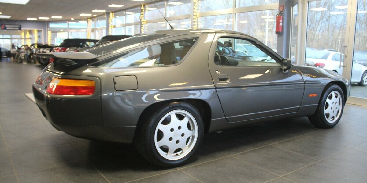 Porsche 928 GT - OLDTIMER - Schiebedach - Klima - 122.303 km 46.980 &euro; Euskirchen 53881