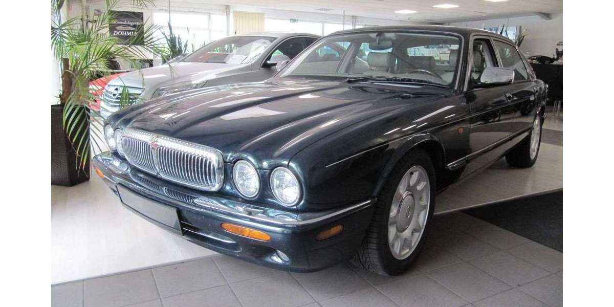 Jaguar Daimler 93.200 km 28.999 &euro; Düren 52353