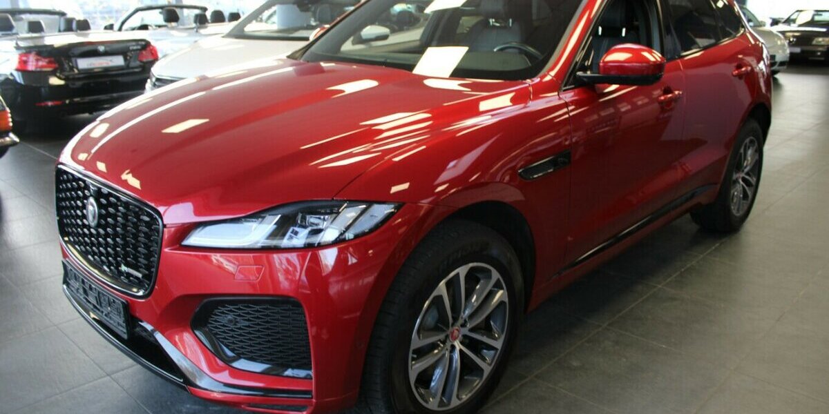 Jaguar F-Pace D300 Mild-Hybrid R-Dynamic SE AWD 95.844 km 32.980 &euro; Euskirchen 53881