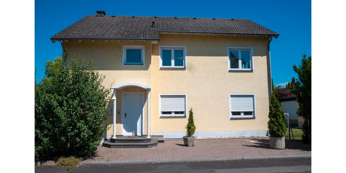Mehrfamilienhaus, Wohnhaus Bad Neuenahr-Ahrweiler Ahrweiler - 6 Zimmer, 156 m&sup2;, 700.000&euro; | Angebot:26025983