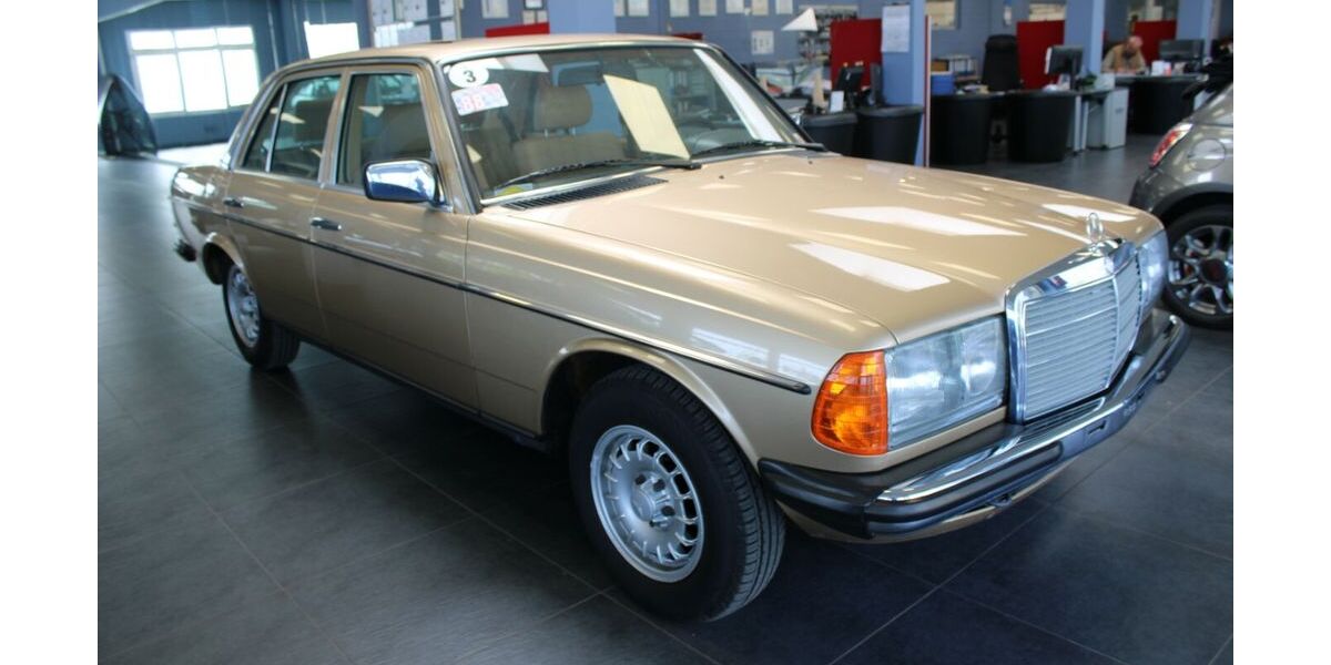 Mercedes-Benz 230 121.827 km 12.980 &euro; Euskirchen 53881